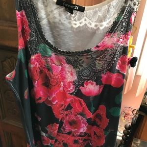 Cotton tank top with flower print